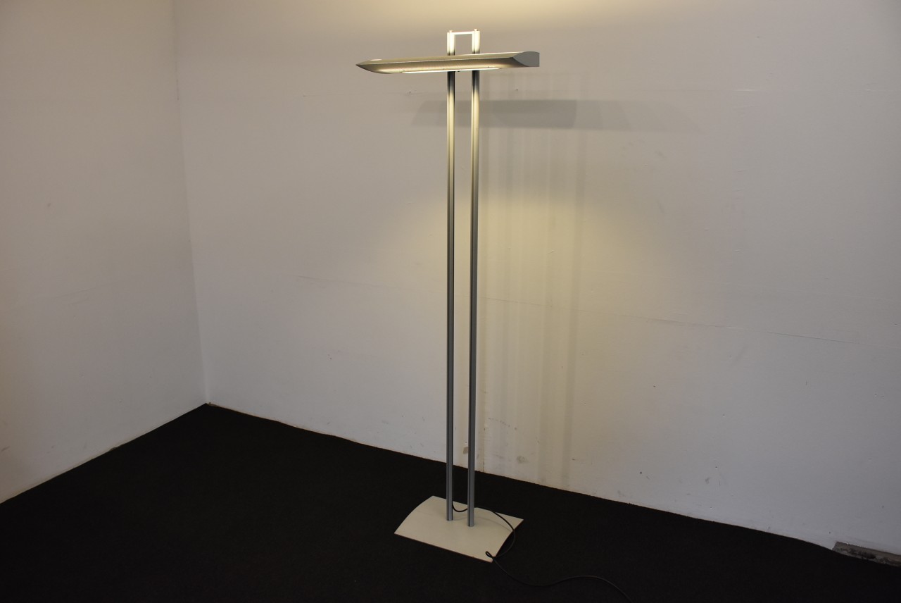 Stehlampe / Deckenfluter, silber/grau gebraucht