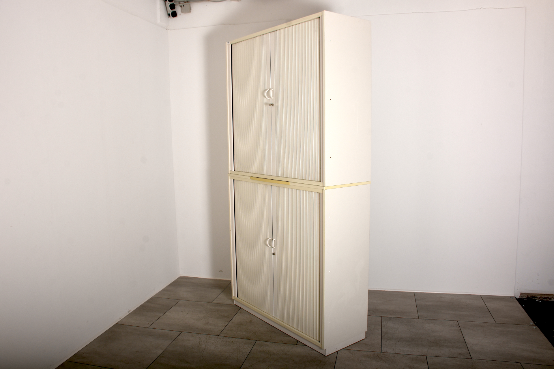 Aktenschrank 6 OH weiß, 120 cm breit, gebraucht 