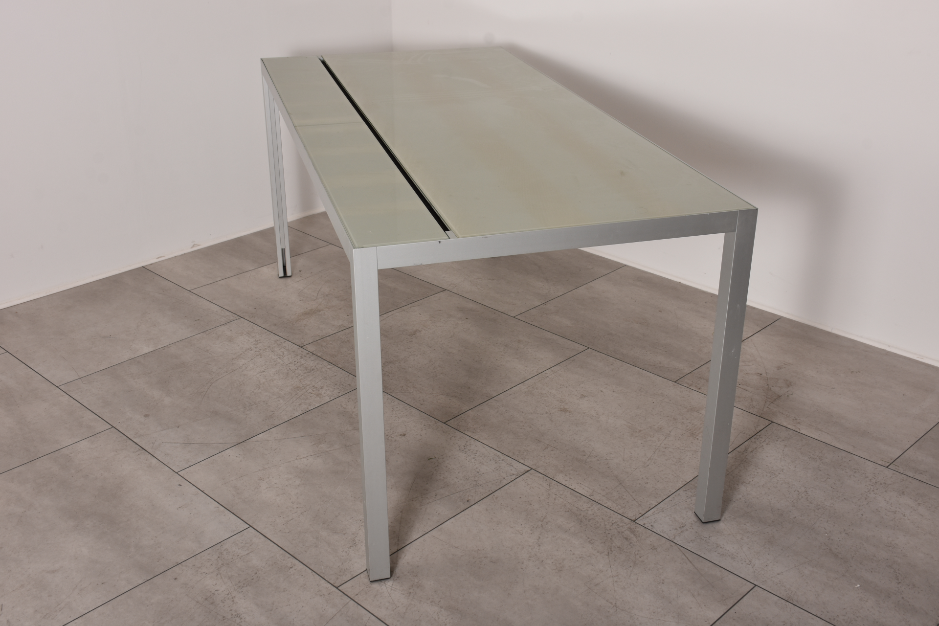 MDF Design Italia Glasschreibtisch, 170x80 cm, Gestell Aluminium, gebraucht 