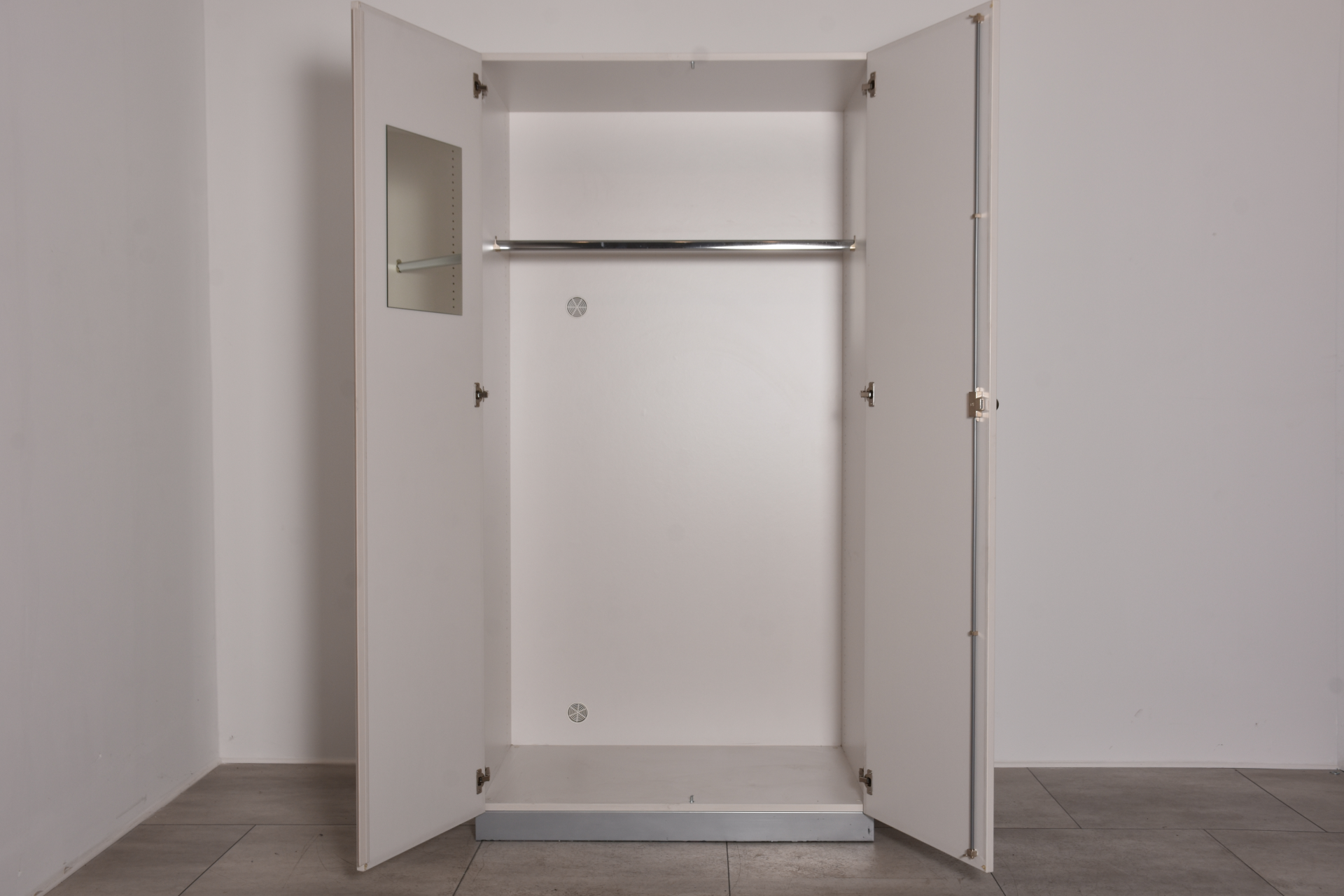 Haworth Garderobenschrank, weiß  100 cm breit, gebraucht