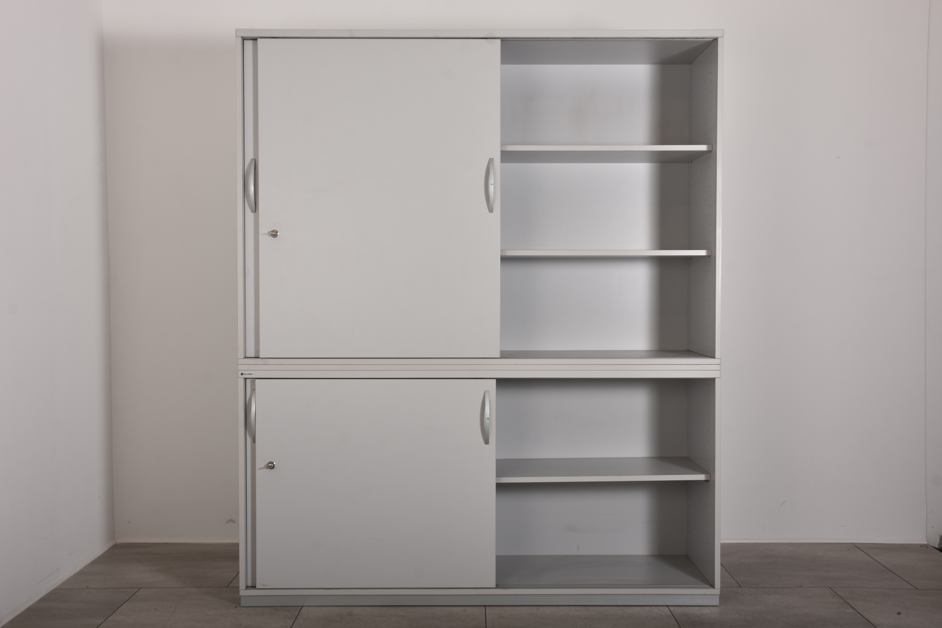 Palmberg Aktenschrank 5 OH lichtgrau, 160 cm breit, gebraucht    