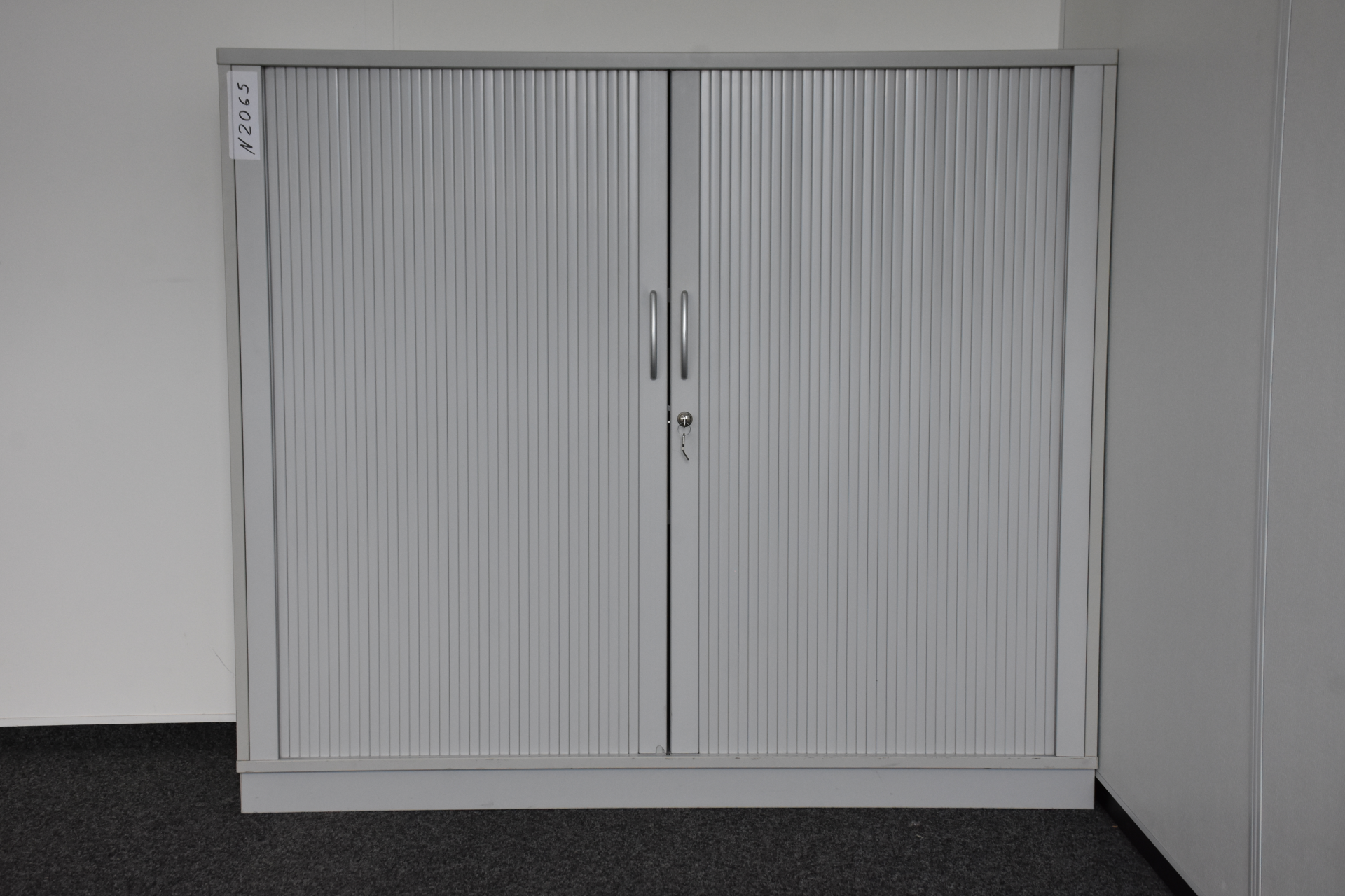 Sideboard 3OH, 119x135cm, grau, 2x Rolltüren, gebraucht  